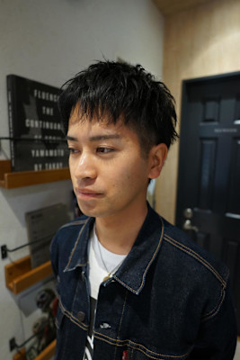 メンズショート/前髪ありスパイキーショート/平塚美容室