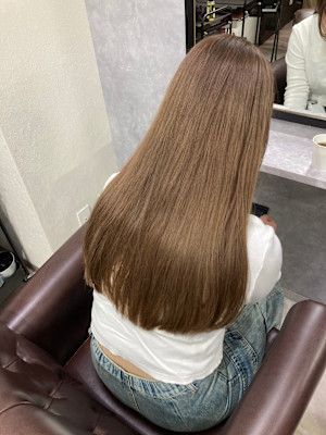 マロンベージュ