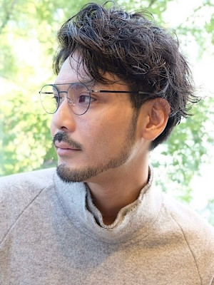 大人センターパートパーマ