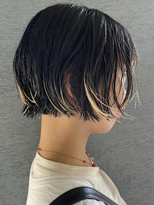 ミルクティーベージュ　デザインカラー　レイヤーカット