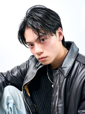 【吉田智哉】フェザーショート、ニュアンスパーマ、アッシュ