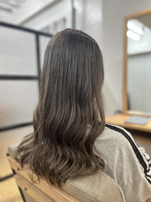 明るめアッシュ