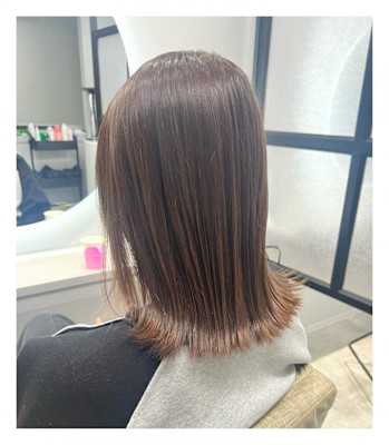 くすみベージュ