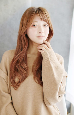 20代30代40代　小顔レイヤーくびれ外国人風モテ髪