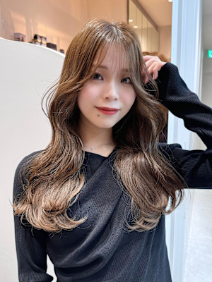 韓国レイヤーカットくびれヘア顔周り前髪カット髪質改善黒髪