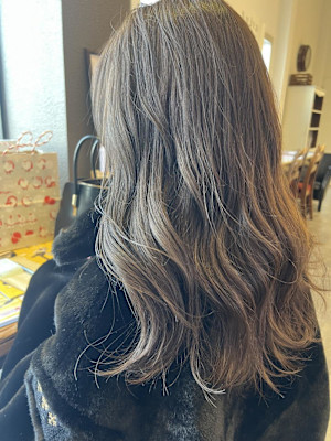 ハイトーン／ミディアム