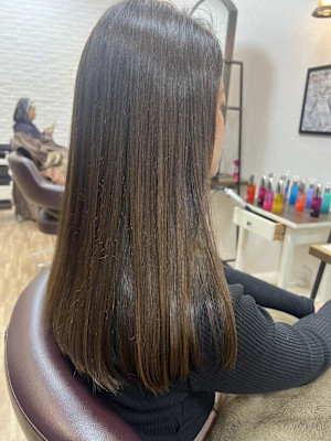 髪質改善／縮毛矯正