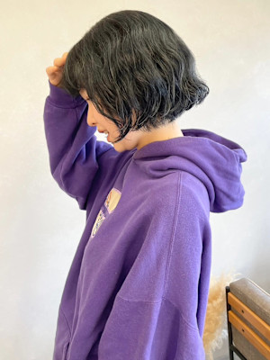 ブルーグリーン寒色カラーくせ毛活かしボブ＊透明感カラー