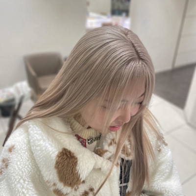 ホワイトベージュ