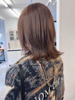 ブリーチなしこっくりカラーブラウン＊ミディアムレイヤーカット