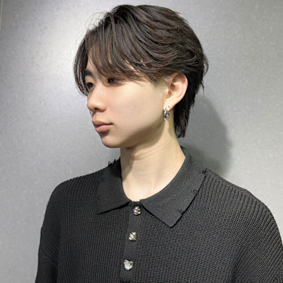 センターパート×フェザーパーマ