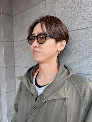 センターパートスタイル