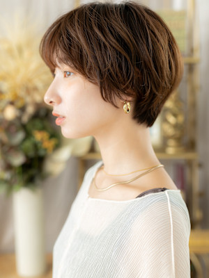 くせ毛風マッシュパーマ小顔ショートウルフ　フェザーショート