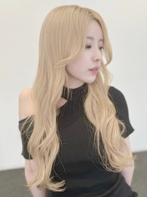 ハイトーン/ロング/顔周りカット/透明感カラー