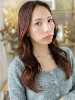 大人美人チェリーレッドひし形レイヤーカット　韓国風巻き