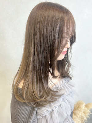 ブリーチなしミルクティーベージュ＊レイヤーカットロング