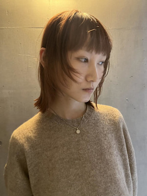 ミルクティーベージュ　デザインカラー　レイヤーカット