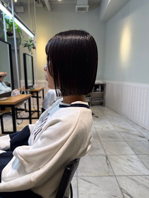 切りっぱなしボブ