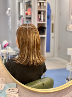 #外ハネ　#ミディアム　#ハイライト