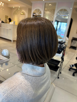 リュクスカラーでベージュカラーに