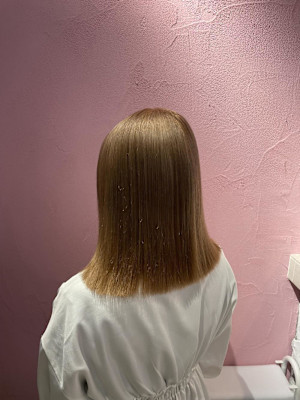 オレンジベージュ