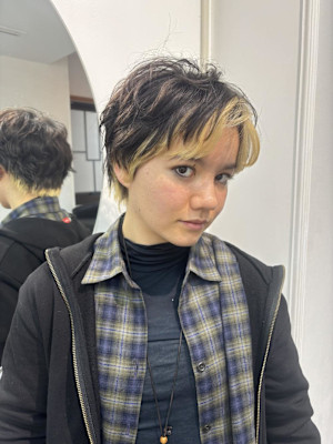 前髪デザインカラー/ハイトーンカラー/ベージュカラー/中華街