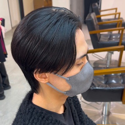 「NIKO」えりあしありの大人センターパート　福岡天神