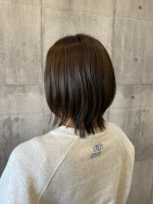 くすみベージュ