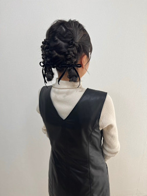 編み込みツインだんご