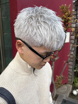 ホワイト/ブリーチ/メンズ　岩崎錦糸町北口