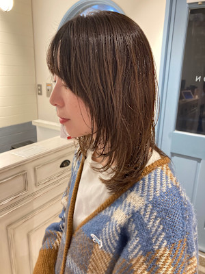 ２０２５年赤羽人気美容室顔周りあご下レイヤー前髪縮毛矯正