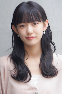 セミロング×ダークパープルアッシュ