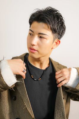 アップバングショート