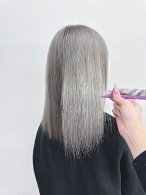 寒色系カラー人気No.1！シルバーグレー！