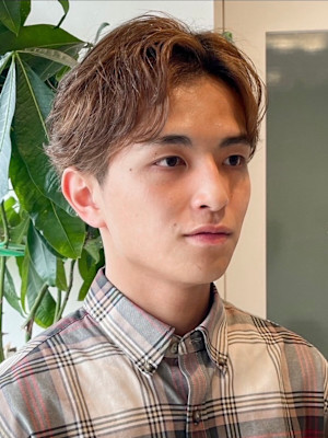 センターパートコンマバング