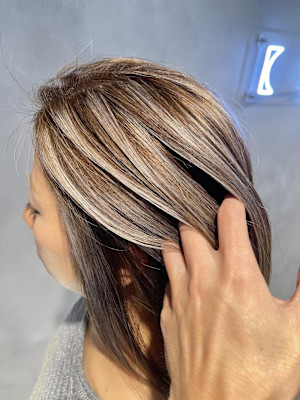 上品ハイライト／ペールベージュ／ミルクティー