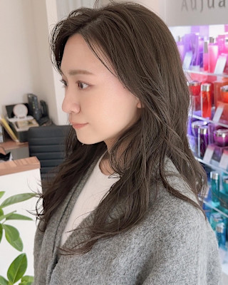 シフォングレージュ