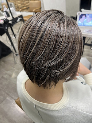 白髪ぼかしハイライトケアカラー池袋