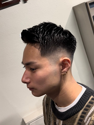 フェザーアップ/アイロンパーマ