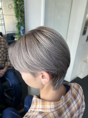 【W_SALON 河原町】グレージュ×センターパート