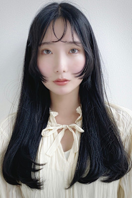 20代・30代/ロングスタイル/顔まわりカット