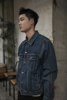 刈り上げスパイキーショート