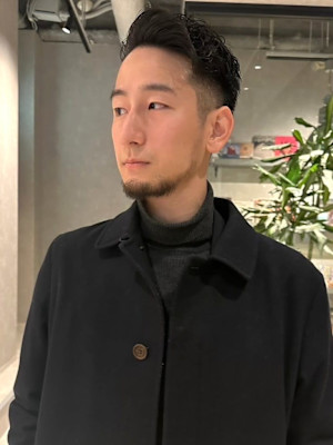 アップバング　刈り上げ　ツーブロック　眉カット　30代40代