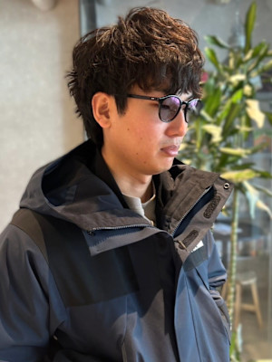 クセ毛風パーマ　ニュアンスパーマ　40代　メンズショート