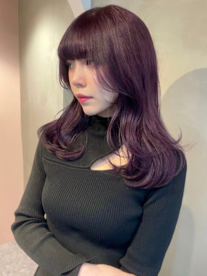 レイヤーカット × ラベンダーカラー