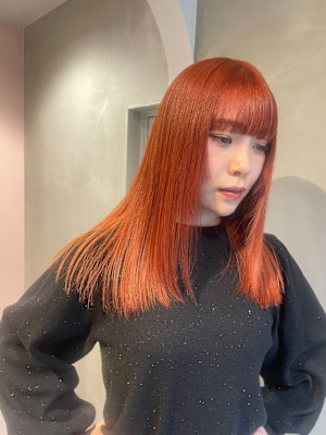 ストレートスタイル × オレンジベージュ