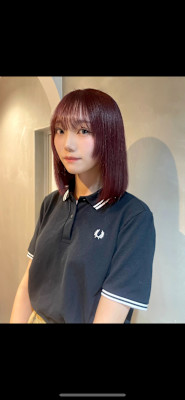 酸性ストレート × ワインレッドカラー