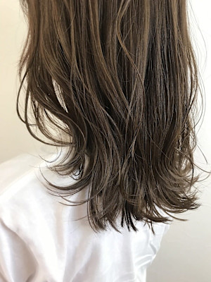 フォギーベージュ