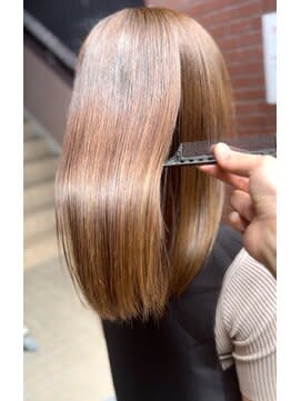 TIARA 博多店×スタイル