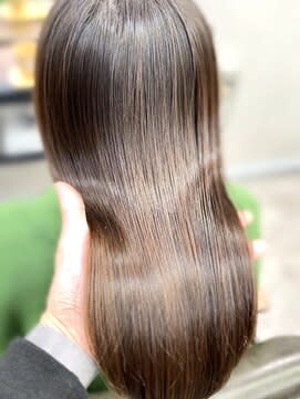 TIARA 博多店×スタイル